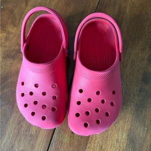 CROCS Kids Vibrant Red Sandals